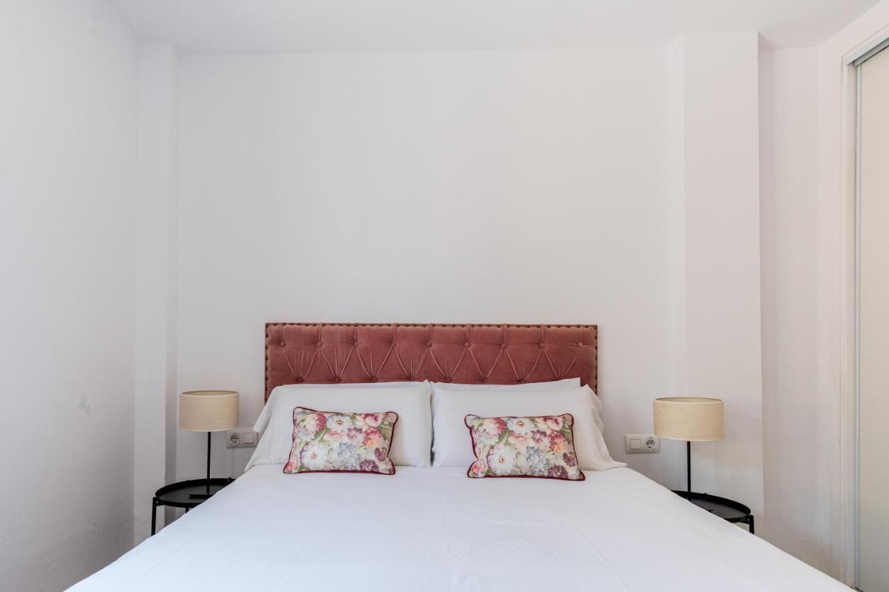 Olehousing - Cathedral Terrace Apartments Sevilla Bagian luar foto